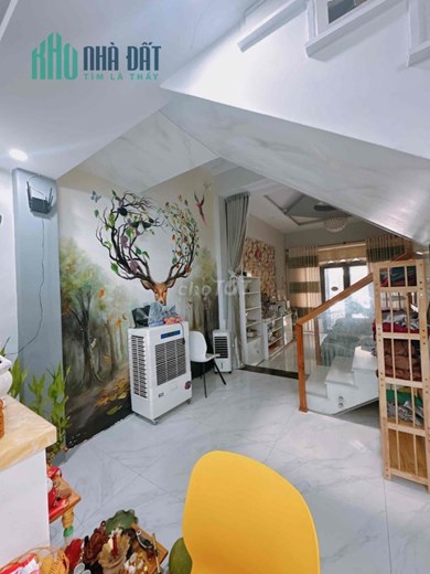 Sang Spa 3 tầng có chỗ ở lại đang hđ rất tốt