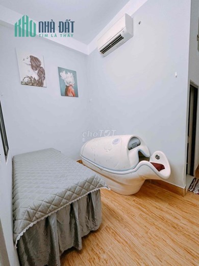 Sang Spa 3 tầng có chỗ ở lại đang hđ rất tốt