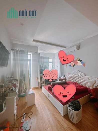Sang Spa 3 tầng có chỗ ở lại đang hđ rất tốt