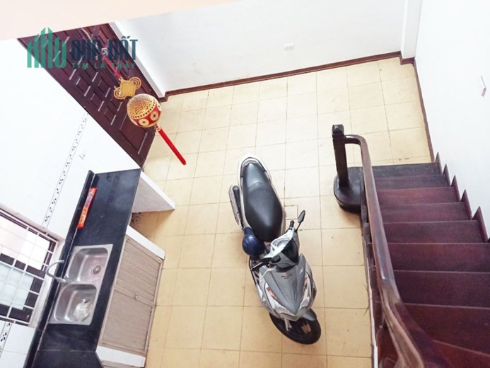 Bán nhà gấp vị trí Ngõ Hòa Bình 4, Minh Khai giá 2.95 tỷ, 25mx5T, MT 6m