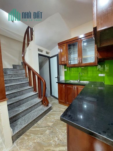 Bán nhà Tứ  Hiệp, Thanh  Trì, 38m , 5 tầng , ô tô tải đỗ cửa chỉ 3 TỶ