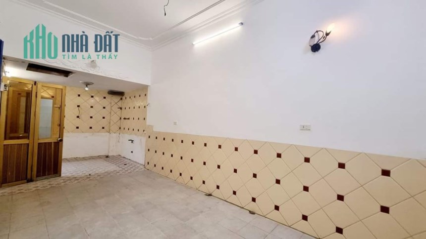 BÁN NHÀ KIM MÃ BA ĐÌNH-MẶT NGÕ-GẦN PHỐ-GIÁ TỐT-NỞ HẬU-Ở NGAY-75M 6xTỶ