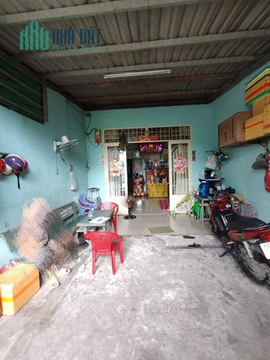 Chỉ 39 triệu m2, hẻm xe tải thông, ngay chợ bình thành, 96m2, không quy hoạch, lộ giới.
