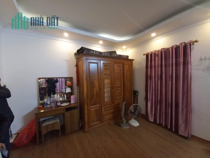 Nhà Vĩnh Hưng Hoàng Mai 40m2*5 Tầng giá 3.19 Tỷ