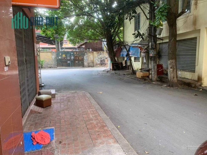 Cho thuê tầng 1, nhà riêng ngõ 95 Chùa Bộc, 48m2, giá cho thuê 11 triệu đồng/tháng