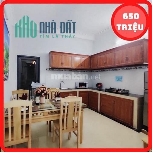 CẦN TIỀN BÁN LẠI CĂN NHÀ 650TR ,GẦN CHỢ BÌNH CHÁNH  - SHR - Ở CHO THUÊ ĐƯỢC NGAY