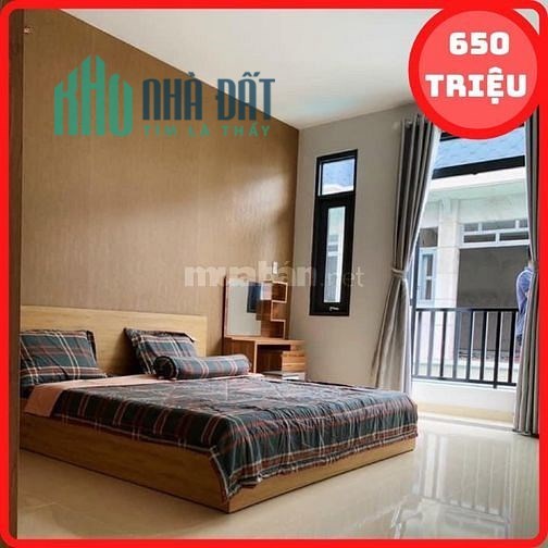 CẦN TIỀN BÁN LẠI CĂN NHÀ 650TR ,GẦN CHỢ BÌNH CHÁNH  - SHR - Ở CHO THUÊ ĐƯỢC NGAY