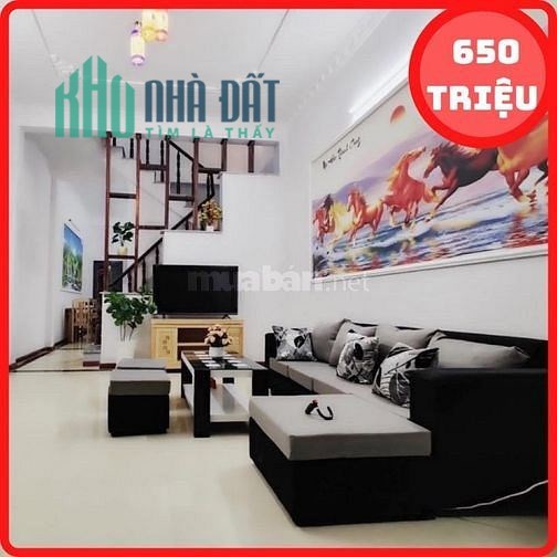 CẦN TIỀN BÁN LẠI CĂN NHÀ 650TR ,GẦN CHỢ BÌNH CHÁNH  - SHR - Ở CHO THUÊ ĐƯỢC NGAY