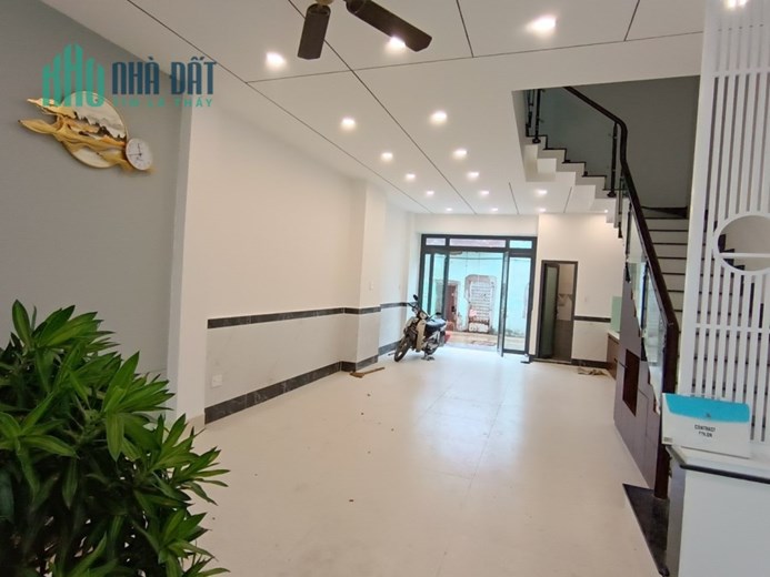 Cần Bán Căn Biệt Thự 4PN Kế Aeon Tân Phú