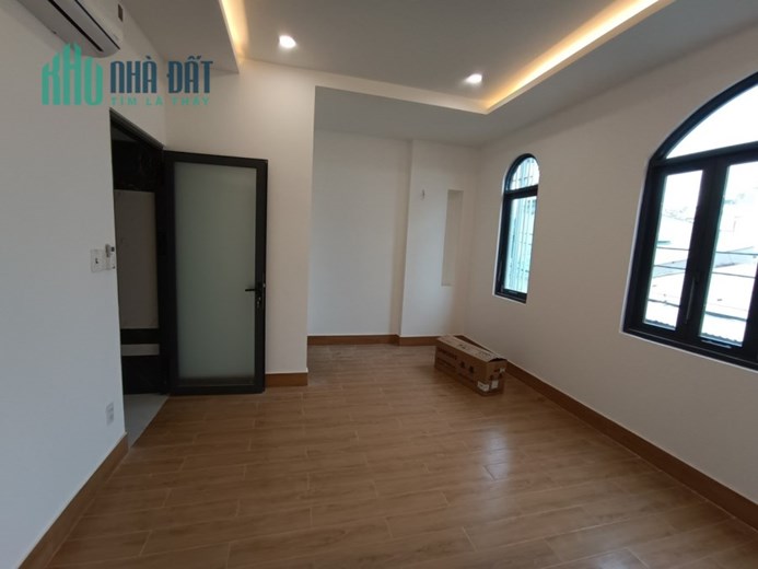 Cần Bán Căn Biệt Thự 4PN Kế Aeon Tân Phú
