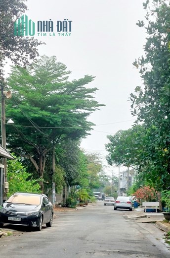 Nhà mặt hẻm 6m khu phân lô Nguyễn Duy Trinh ngay gần vòng xoay Phú Hữu chỉ nhỉnh 5 tỷ