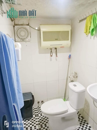 Nhỉnh 2 tỷ có hộ khẩu Thanh Xuân phố Giáp Nhất, 28m,3 tầng, gần ô tô, sđcc, ở ngay lh 0817606560