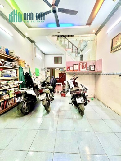 Bán nhà đường Hương Lộ 2, Bình Tân, 41m2, 4x11, 3 tầng, 3PN, chỉ 3.1 tỷ TL chính chủ.