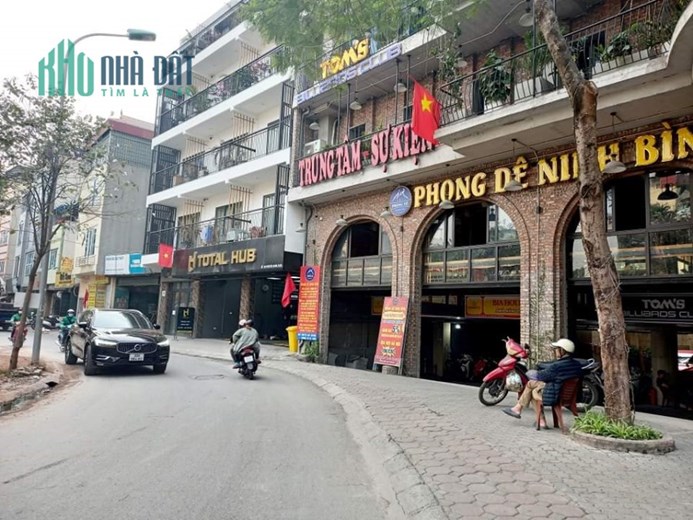 SIÊU PHẨM BA ĐÌNH - Ô TÔ LÔ GÓC 3 THOÁNG - 124m2, MT 18m - GIÁ RẺ: 16.2 TỶ.