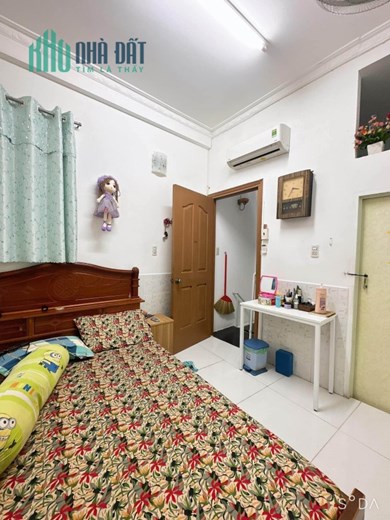 Nhà Chợ Tân Hương, Q.Tân Phú, Xe Hơi, 100m2x 2 Tầng. Chỉ 7 tỷ 500 Triệu