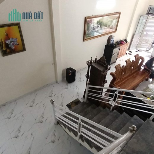 Chỉ 1 tyxxx sở hữu căn nhà  phường Phú Sơn, TpTH