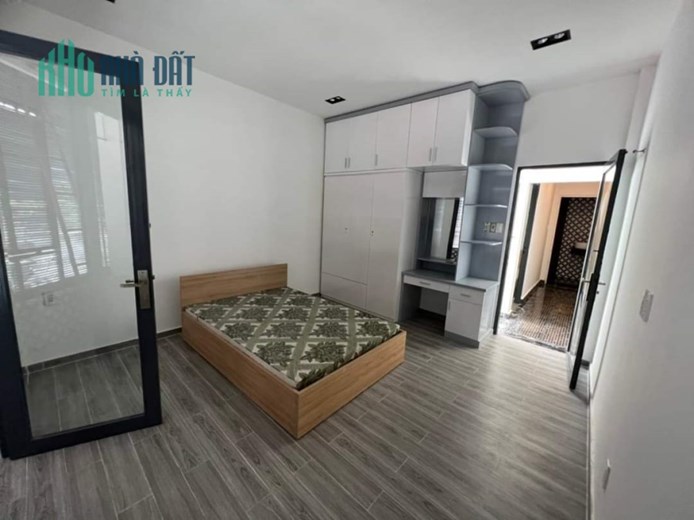 BÁN NHÀ ĐẸP - HẺM XE HƠI - TẶNG NỘI THẤT SANG TRỌNG - 2 TẦNG BTCT 4M X 11M - Đ Tạ Quang Bửu P3 Q8 -