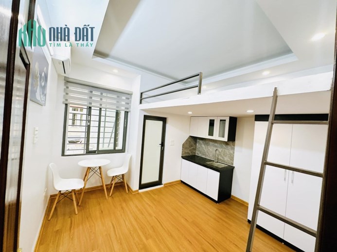 Bán chung cư mi ni  Mai dịch 52m2 x 6t, 12 phòng khép kín 680tr,năm 8.5 tỷ.