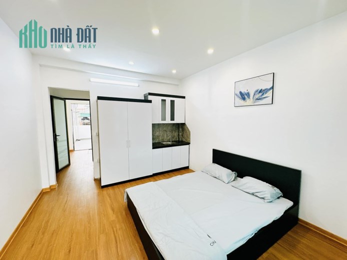 Bán chung cư mi ni  Mai dịch 52m2 x 6t, 12 phòng khép kín 680tr,năm 8.5 tỷ.