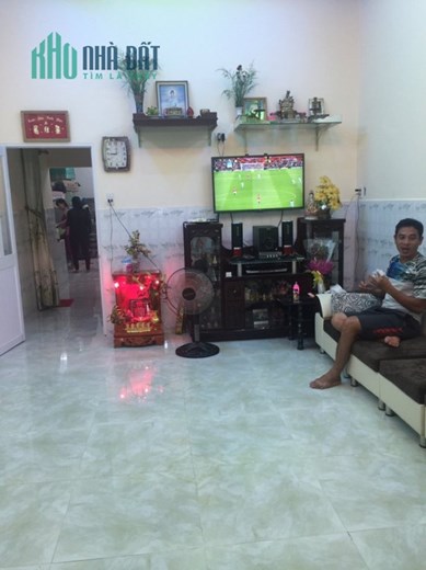 Bán nhà đẹp gần chợ XTT Hóc Môn 85m2 SHR 3.7 tỷ. Lh: 0902759032, 0908840748, 0906513066.