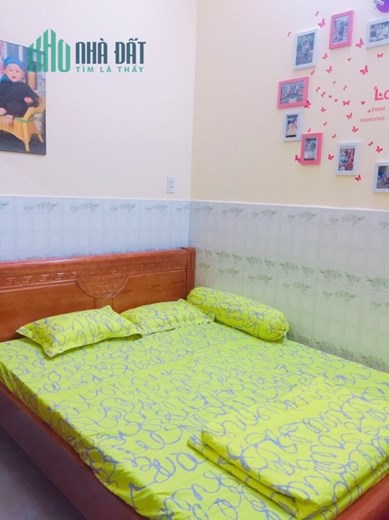 Bán nhà đẹp gần chợ XTT Hóc Môn 85m2 SHR 3.7 tỷ. Lh: 0902759032, 0908840748, 0906513066.
