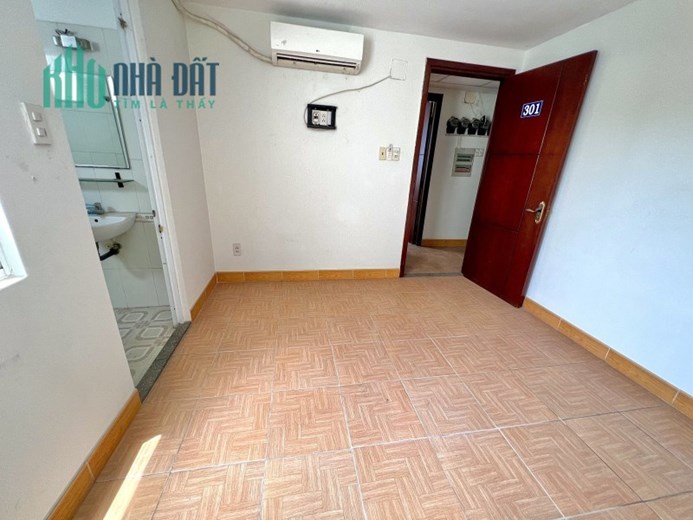 Nhà Kênh Tân Hóa, Cách MT 1 Căn, 8x16x4T, CHDV, Chỉ Nhỉn 10 Tỷ