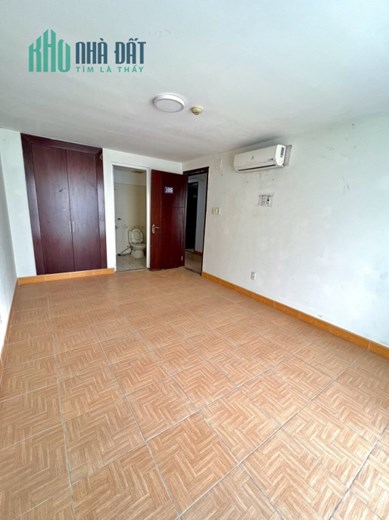 Nhà Kênh Tân Hóa, Cách MT 1 Căn, 8x16x4T, CHDV, Chỉ Nhỉn 10 Tỷ