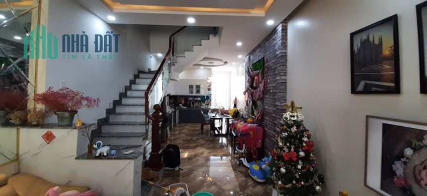 NHÀ PHỐ QUẬN 2 , MẶT TIỀN 16M,  80M  4TẦNG ĐÚC, 4PN  Chỉ 10 TỶ