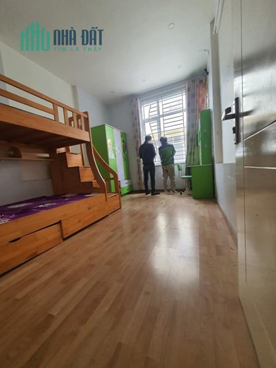 Bán nhà Trần Quý Kiên 38m x 4 tầng, mt: 3.5m