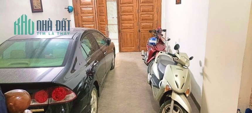 Siêu Phẩm Hoàng Ngân 75m x 4 tầng, mt: 4m,ô tô đỗ cửa.