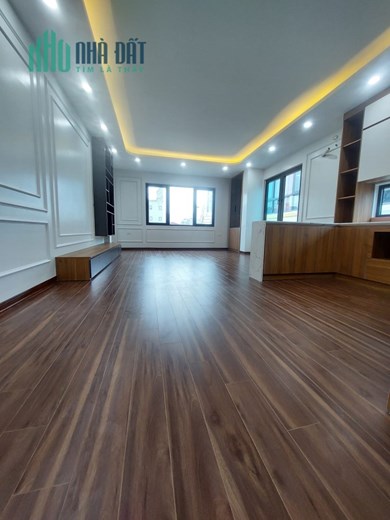 70m Xây 7 Tầng Thang Máy Lô Góc Mặt Tiền 16m. Chính Chủ Bán Gấp Nhà Phố Nguyễn Khang Cầu Giấy.
