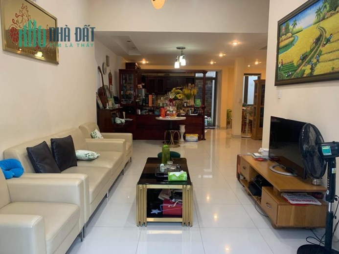 Cần Tiền Bán Gấp Nhà Thống Nhất Thủ Đức, HXH6M, DT 90M2, 4PN, Giá Chỉ Nhĩnh 6T, Sang Tên Ngay