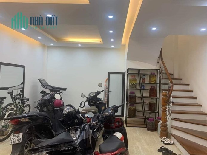 OTO Vào Nhà-Mặt tiền đỉnh-Phân lô-Phố Nguyễn Khang-38,3m2-CHỈ 8,5 TỶ