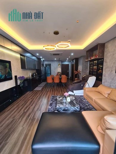 Bán gấp căn Penhouse 142m2, 3 ngủ, 2 wc, tòa Gold Tower, 275 Nguyễn Trãi, suất ngoại giao hiếm có,