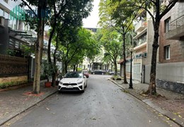 Bán nhà phân lô liền kề KĐT Mỹ Đình 1 - Nguyễn Cơ Thạch - Lưu Hữu Phước
Diện tích 100m2, mt 8m, nhà