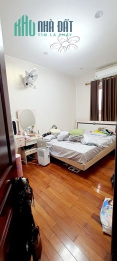Bán gấp Nhà phố Giảng Võ  gần ÔTô 50m2 3tầng MT 3,2m chỉ 4,95 tỷ.