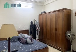 Bán nhà Phố Núi Trúc KD ÔTô  đỗ cửa  40m 5 tầng MT 7,2m giá nhỉnh 9 tỷ.