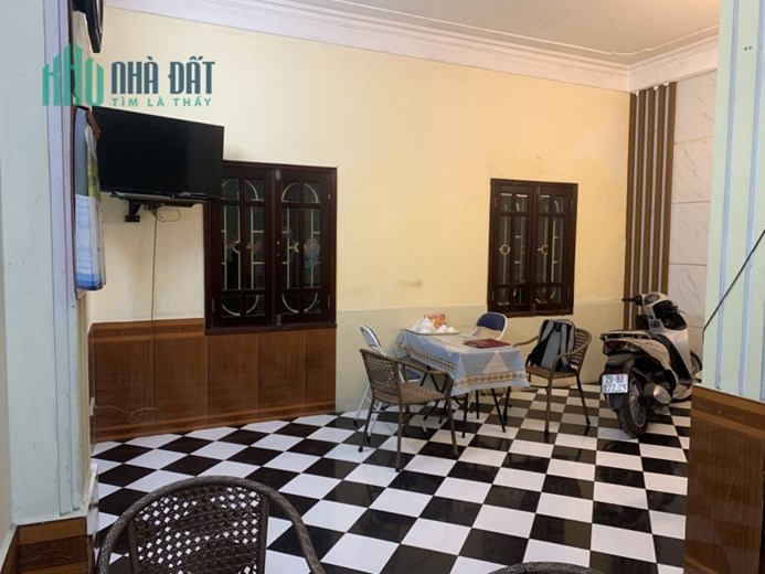Bán nhà Phố Núi Trúc KD ÔTô  đỗ cửa  40m 5 tầng MT 7,2m giá nhỉnh 9 tỷ.