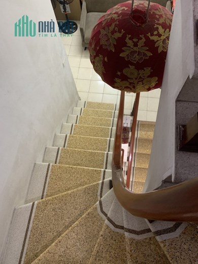 Bán nhà Phố Núi Trúc KD ÔTô  đỗ cửa  40m 5 tầng MT 7,2m giá nhỉnh 9 tỷ.
