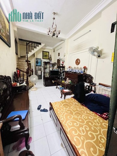 BÁN NHÀ MẶT NGÕ PHỐ HUẾ QUẬN HAI BÀ-GẦN PHỐ-HỒ GƯƠM-TIỆN ÍCH ĐỈNH-30M 5xTỶ