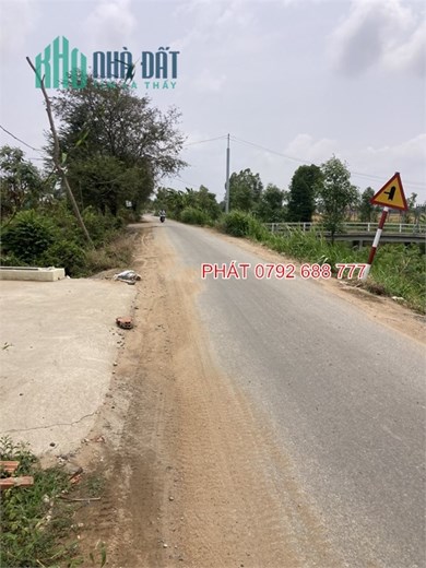 BÁN ĐẤT MẶT TIỀN VỊ TRÍ ĐẸP