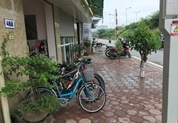Bán nhà mặt đường Bưởi, Phường Vĩnh Phúc, Ba Đình 40m2 x 5 t mt 7 m mới đẹp giá nhỉnh 9 tỷ.