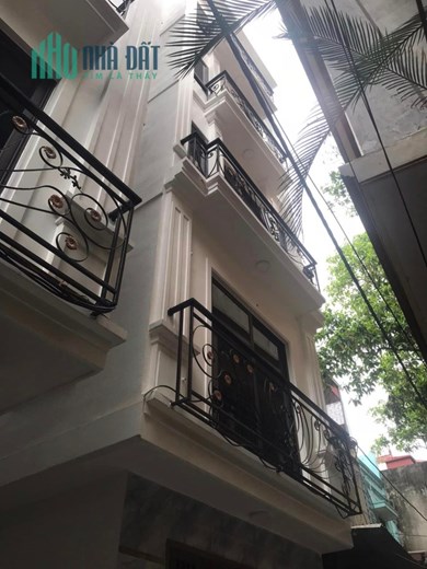 BÁN NHÀ PHẠM VĂN ĐỒNG-GẦN PHỐ-Ô TÔ ĐỖ CỔNG