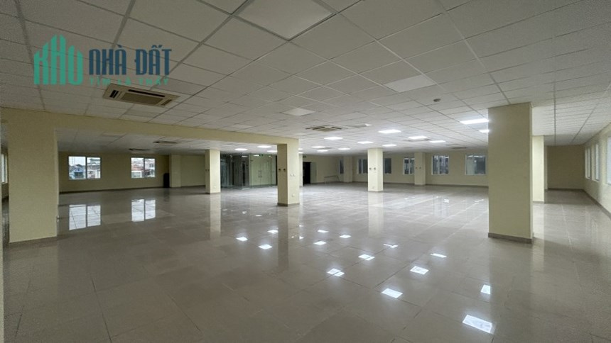 Cho thuê văn phòng giá rẻ mặt đường Láng, quận Đống Đa, Hà Nội