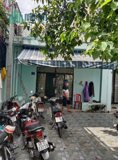 BÁN ĐẤT TẶNG NHÀ 2 TẦNG.P.LINH TÂY THỦ ĐỨC  CHỦ CẦN BÁN GẤP. GIÁ 6,5 TỶ