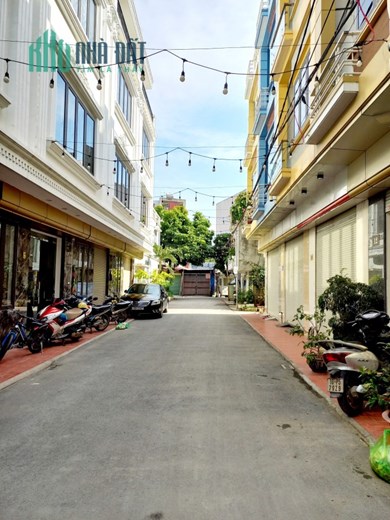 SIÊU PHẨM CAO CẤP 35M2, 4 TẦNG MẶT ĐƯỜNG NHÁNH 2 TRUNG LỰC GIÁ 3.19 TỶ