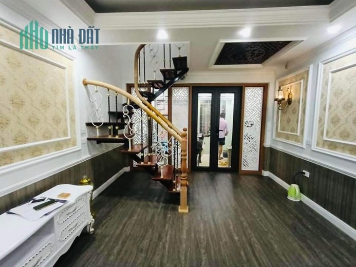 Bán nhà ngõ 230 Phố ĐỊNH CÔNG THƯỢNG, diện tích 33m2, giá 3,1 tỷ