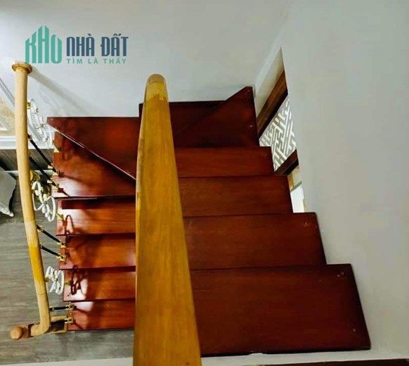 Bán nhà ngõ 230 Phố ĐỊNH CÔNG THƯỢNG, diện tích 33m2, giá 3,1 tỷ