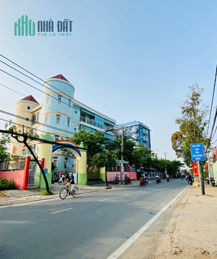 Hàng nóng, rẻ nhất thị trường, OTO tới cửa  DT4.2 x 14 1T 3 Lầu  4PN GIÁ 6.7 tỷ ngay Linh Đông, Thủ