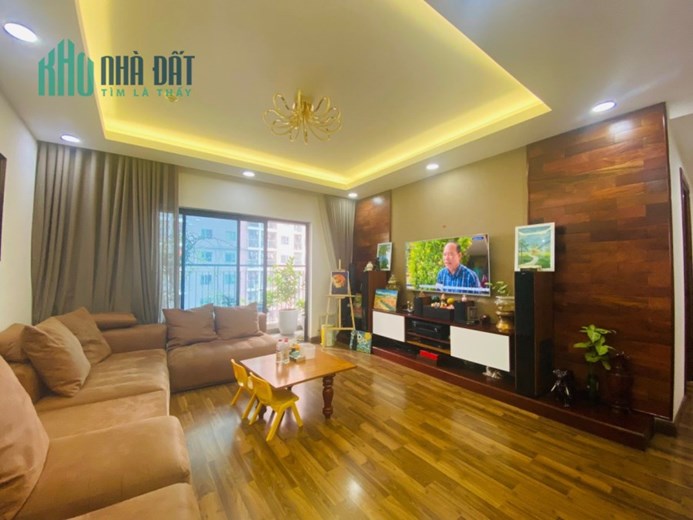cần nhượng lại cho người mua căn hộ 3pn 140m2 giá chốt trong tháng 4 là 4ty150 bao hết thuế phí lh